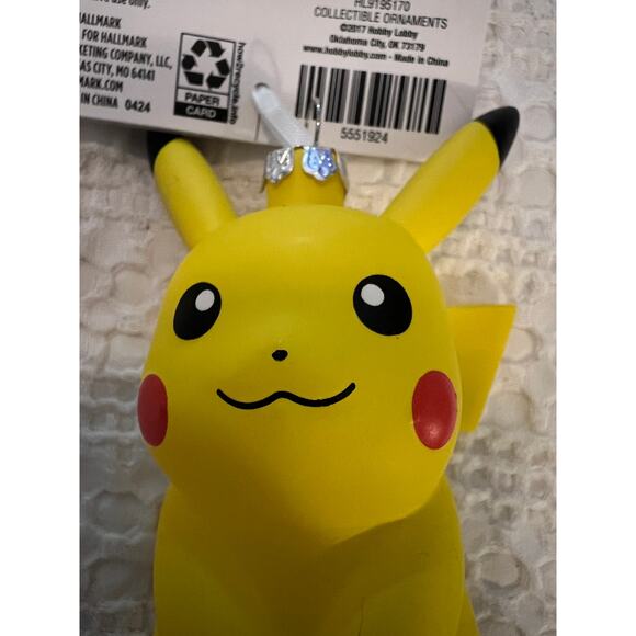 New Pokemon Blown Glass Pikachu Christmas Ornament - Picture 7 of 7